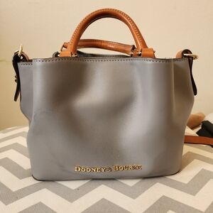 Dooney and bourke mini barlow